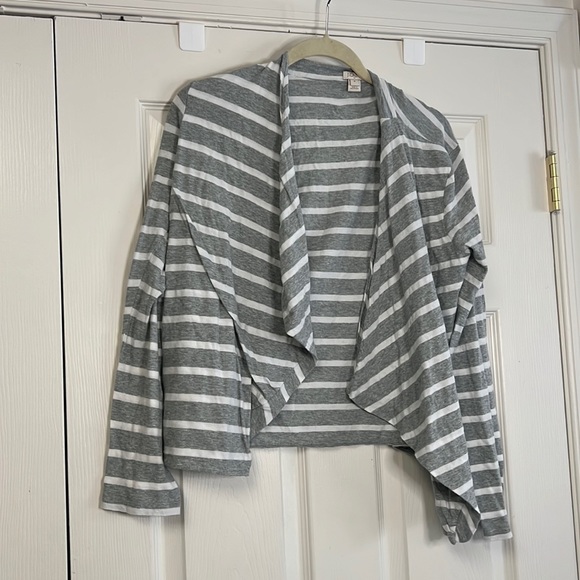 J. Crew Tops - J. Crew grey white striped cotton lightweight long sleeve drape cardigan top M